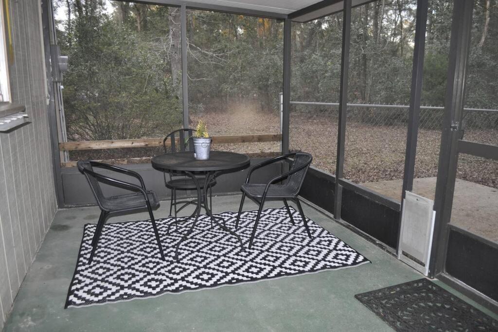 Huck'S Hideaway Near The Santa Fe River Fort White Bagian luar foto